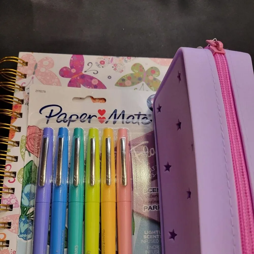 Butterfly notepad with Paper-mate.